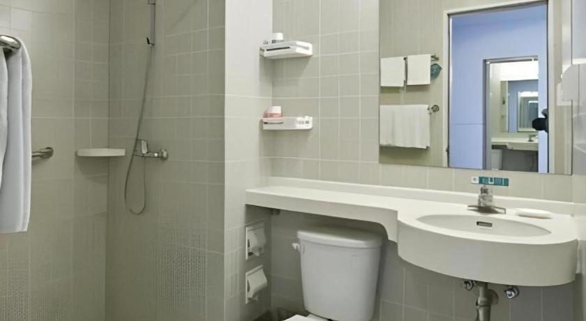 Jinjiang Inn Jinhua Binhong Road Екстериор снимка